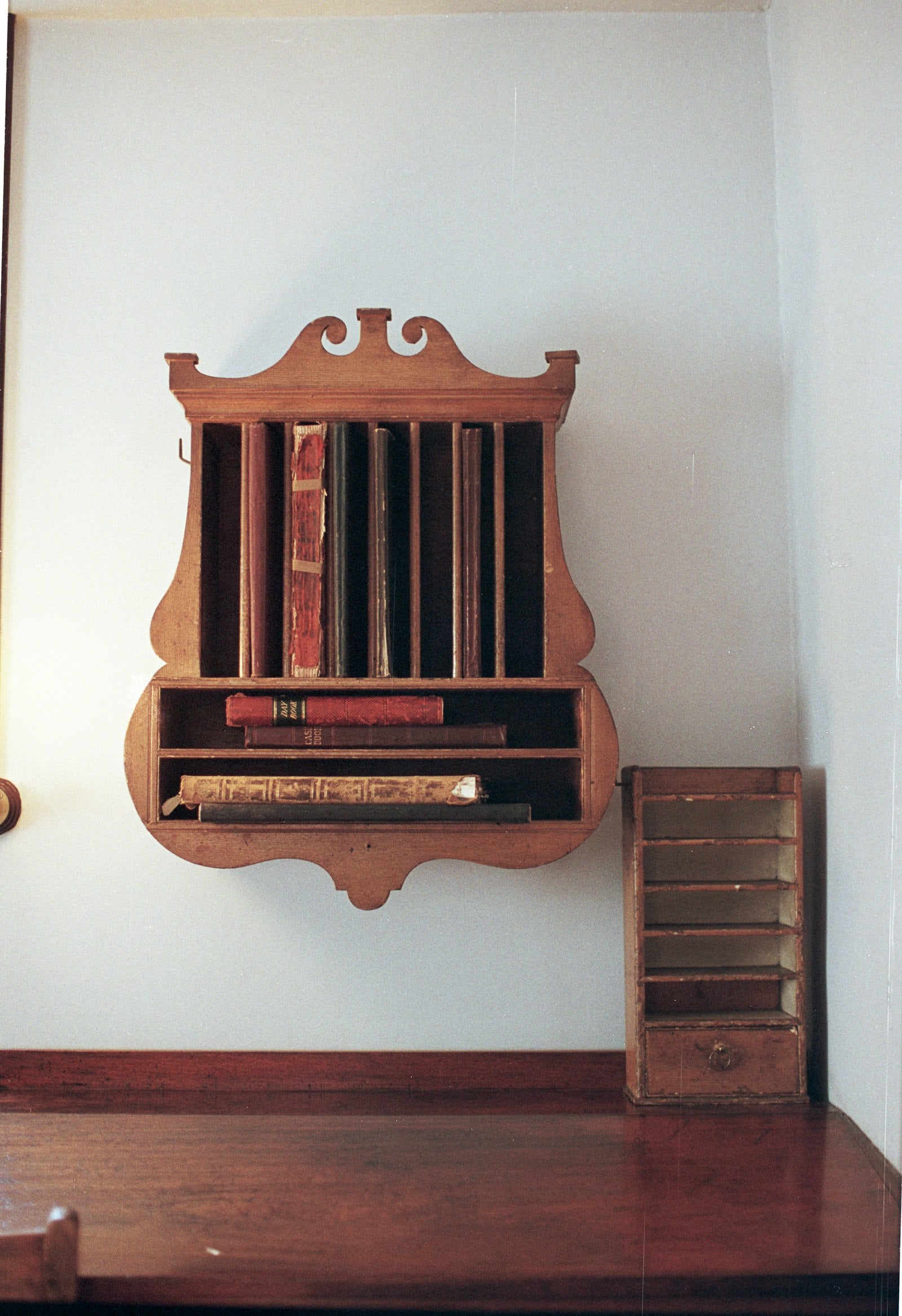 Minimalistischer Wandorganizer